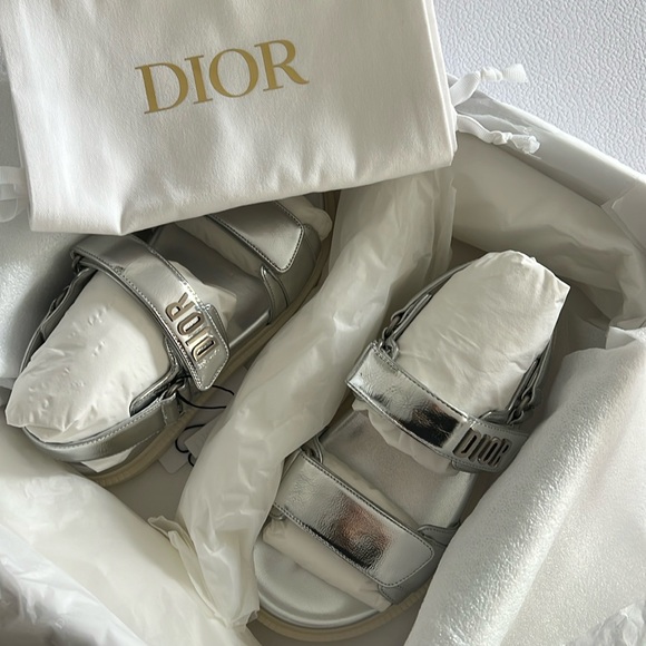 Dioract Sandal - Picture 1 of 8